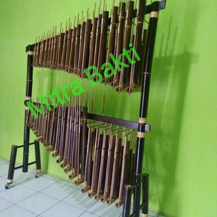 Angklung - 1 Set Angklung 3 Oktaf 43 Nada Bambu Putih