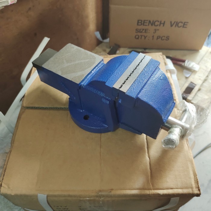 TERMURAH - Ragum 3 Inch Bench Vise Bais Meja Catok Besi 3 Inch