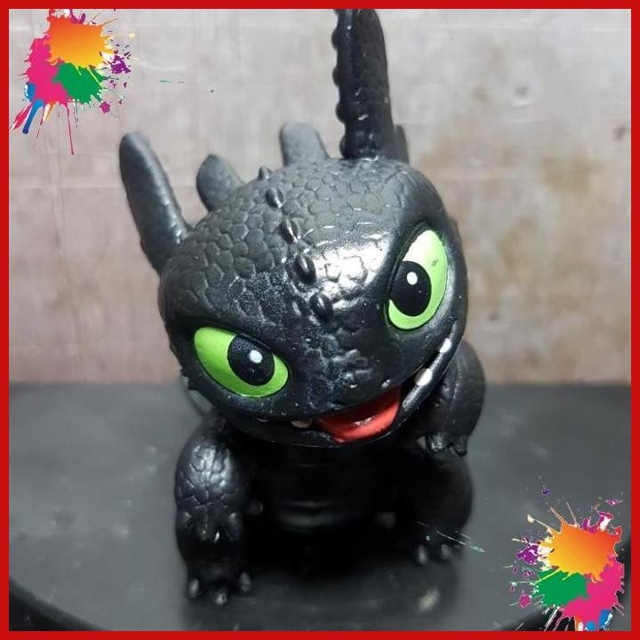 (ZOOP) FIGURE HOW TO TRAIN YOUR DRAGON TOOHTLESS NIGHT FURY CHIBI