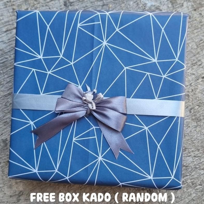 

Big Sale Hampers Valentine / Kado Valentine / Hadiah Cowok / Gift Box Cowok Sale