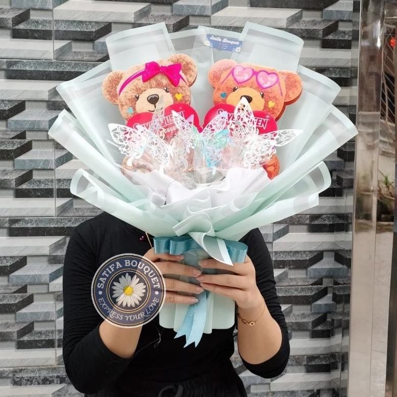 {VALENTINE} Bouquet Coklat Silverqueen Bear Ada Lampu Bisa nyala 3 model kelap-kelip Edisi Valentine