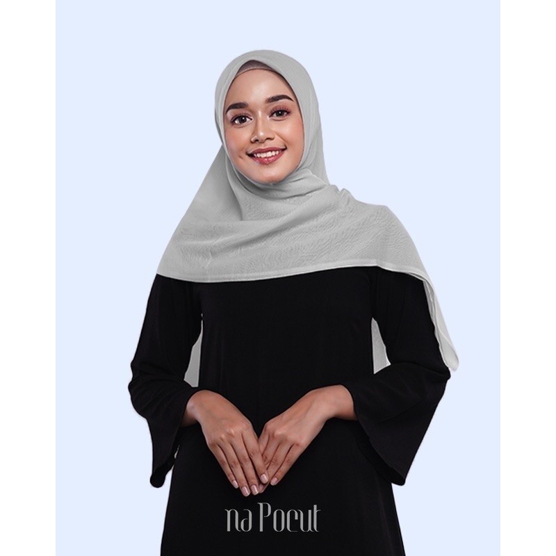 Preloved naPocut Plain Paris Grey Hijab Jilbab Segiempat Segitiga Paris Premium