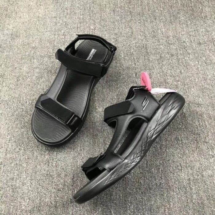 Skechers Trakk On The Go 400 Sandal Gunung Pria Original