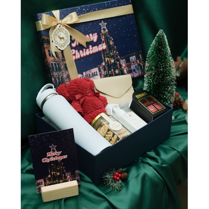 

Ready Hampers Natal Christmas dan Tahun Baru Ready Stock ( Moscow Package )