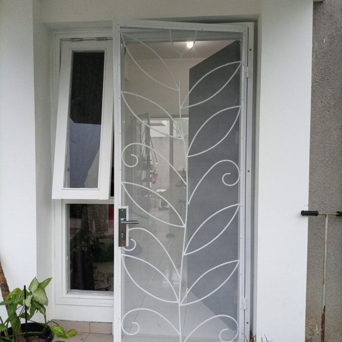 Terlaris pintu teralis besi kasa nyamuk clasik
