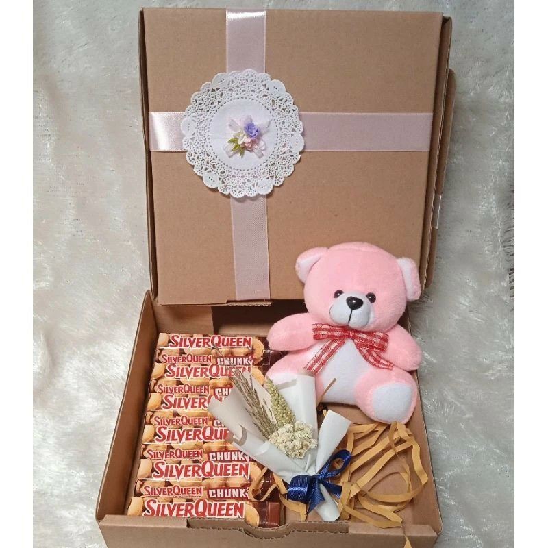 

GIFT BOX COKELAT EDISI VALENTINE