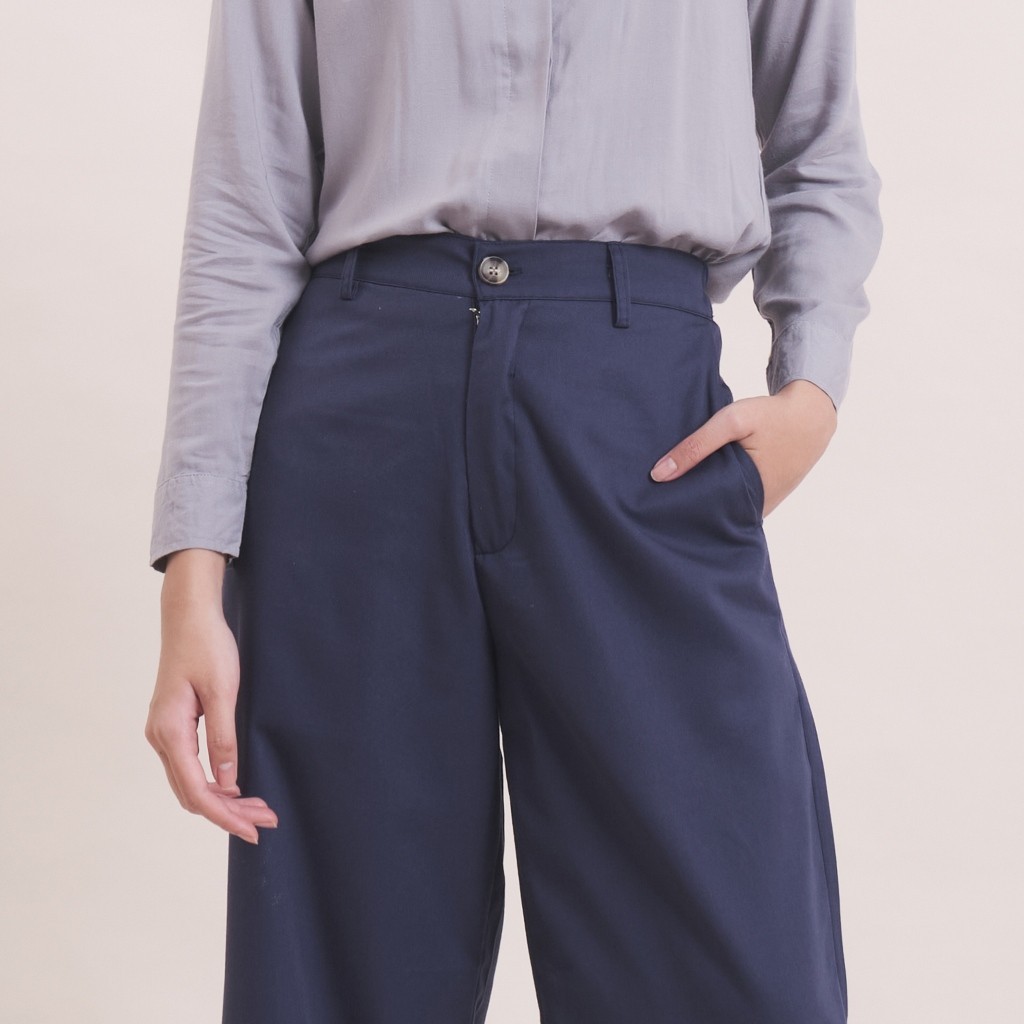 [ONLINE EXCLUSIVE] GIYOMI ID - Wide Leg Pants / Celana Wanita / Celana Bahan Drill / Bawahan Wanita