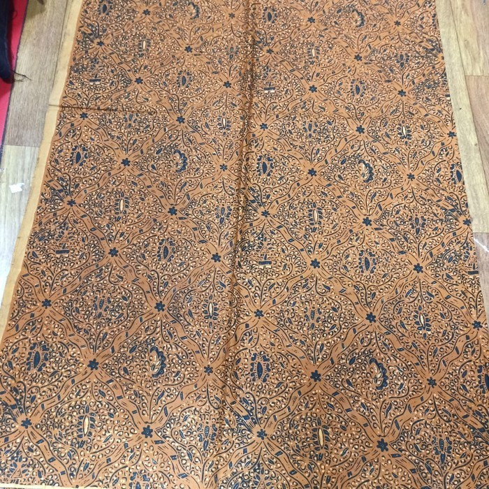 Naenggo Kain Batik Tulis Asli Motif Sido Mukti Bahan Katun Jarik Panjang Solo