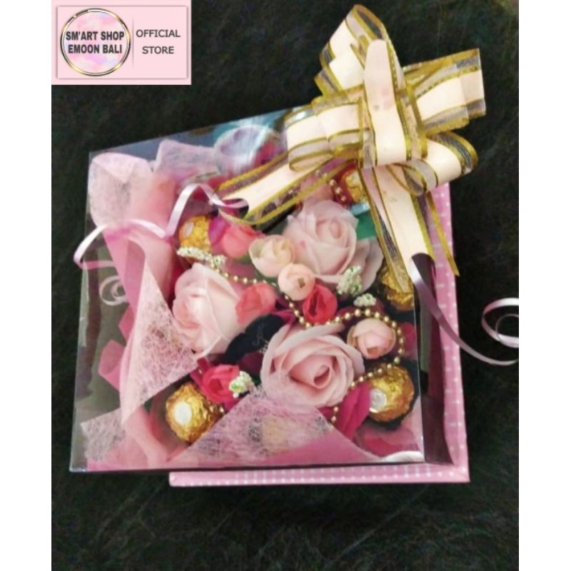 

Ferrero Rocher Rose Flowers Coklat Box Medium Premium Coklat