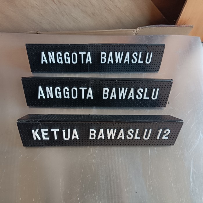 

Papan Nama Meja Moviboard 7 X 30 Cm Kodim