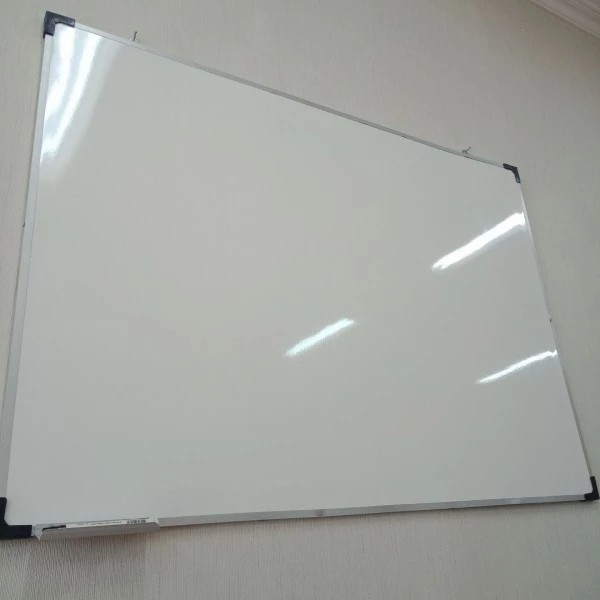 

Whiteboard 80 X 100 Cm Magnetik