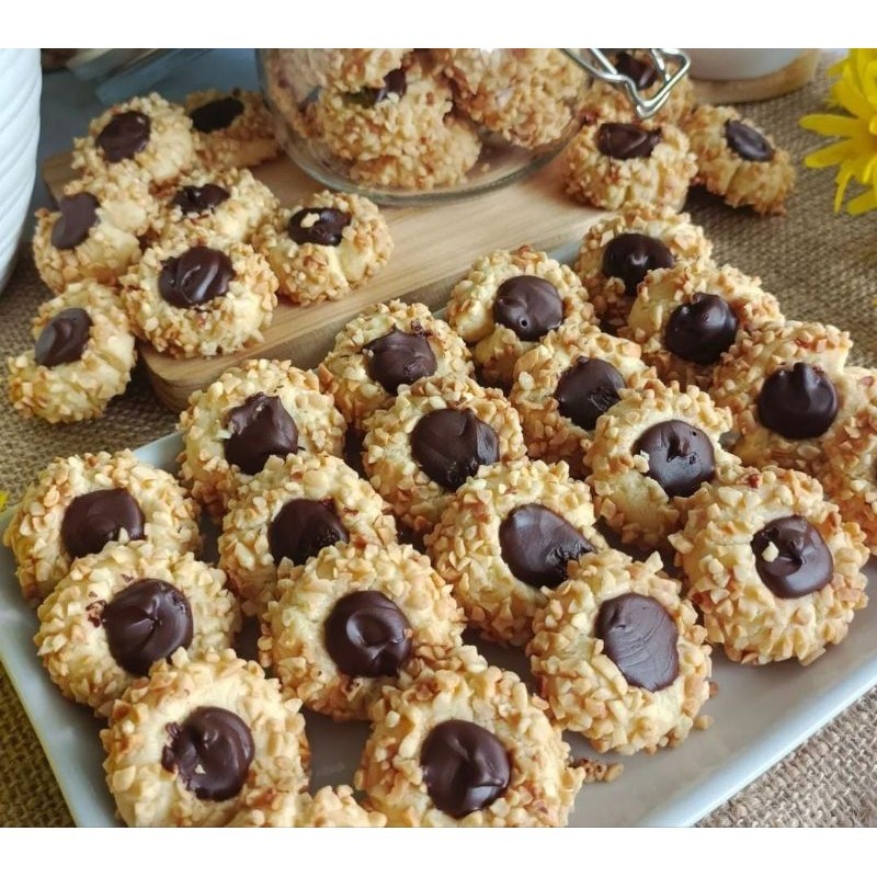 

Kue Kering Lebaran Kacang Cokelat - Peanut Choco Thumbprint Cookies - hampers lebaran 300 gram - kue kering enak premium - kue toples mini