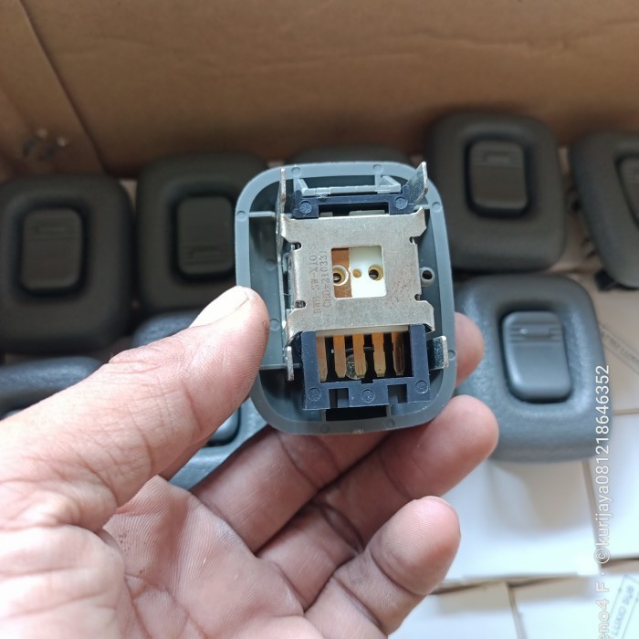 Switch Saklar Power Window Daihatsu Luxio Pintu Tengah Gratis Ongkir