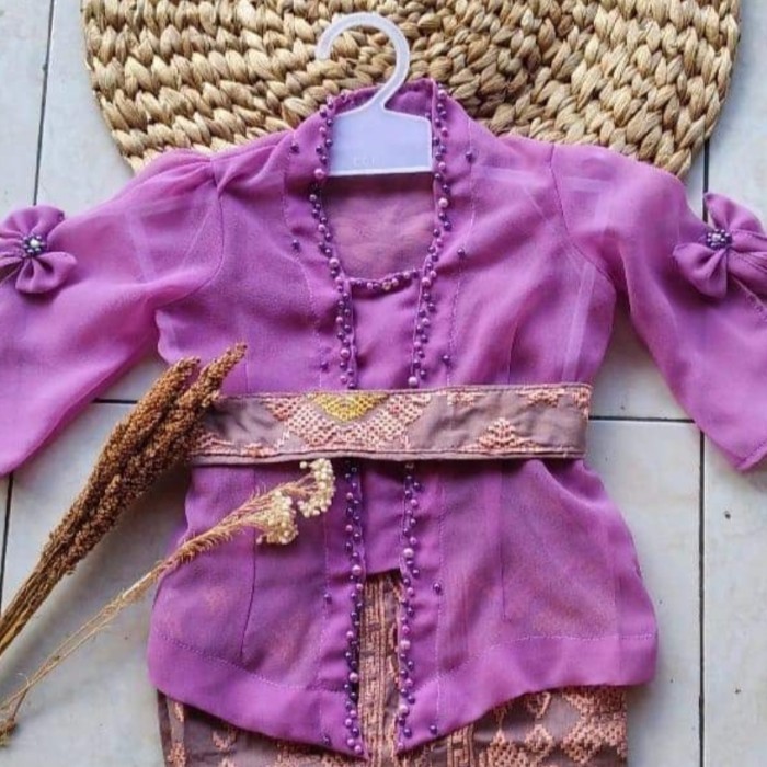 New Setelan Kebaya anak perempuan Pakaian adat Bali