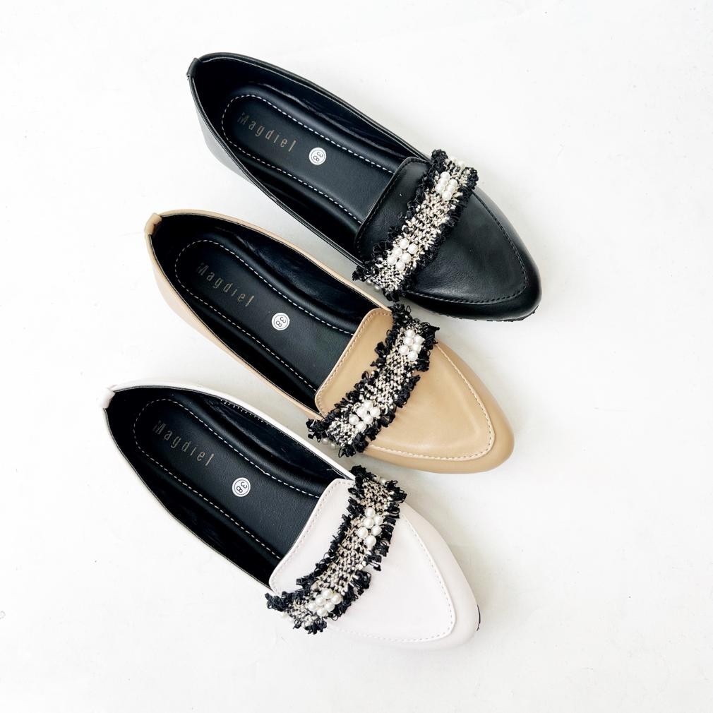 Magdiel - Avery Flat Shoes Sepatu Wanita