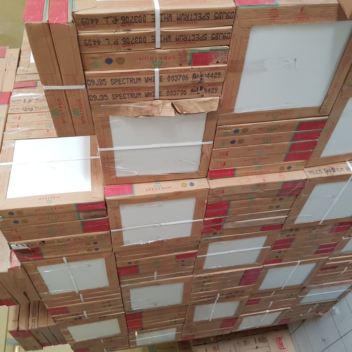 KERAMIK 40X40 MULIA KW 1
