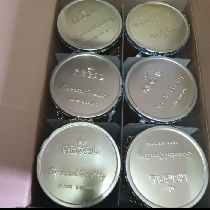 

Biskuit Marie Regal Kaleng 1kg