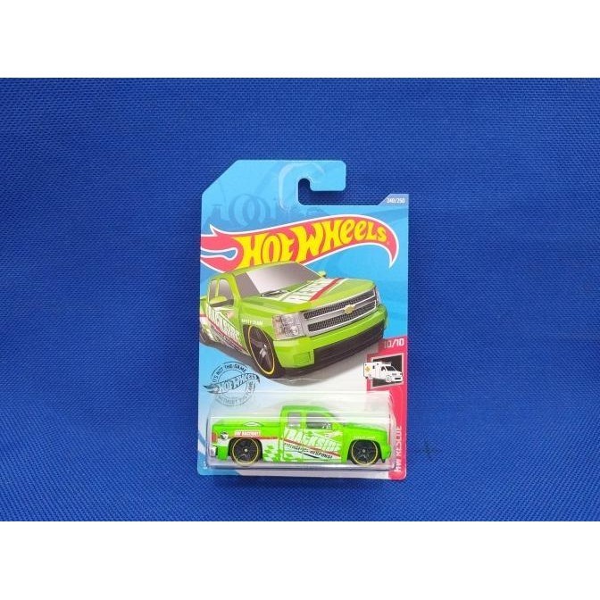 HOTWHEELS TREASURE HUNT CHEVY SILVERADO