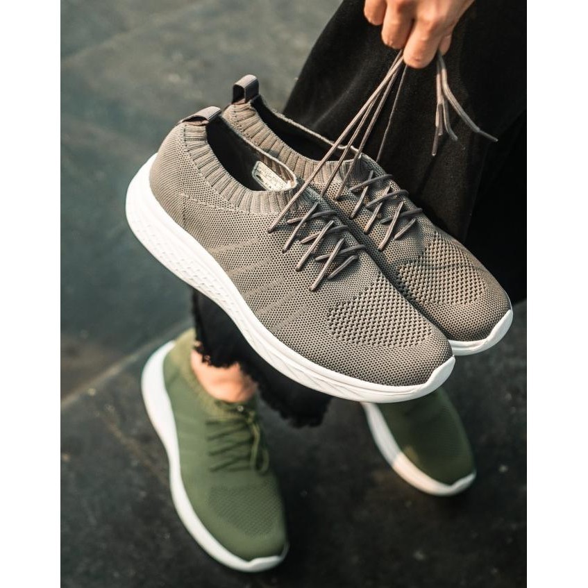 Sepatu Pria Dewasa Kasogi Slip on Rajut Casual kuliah sekolah Wilson