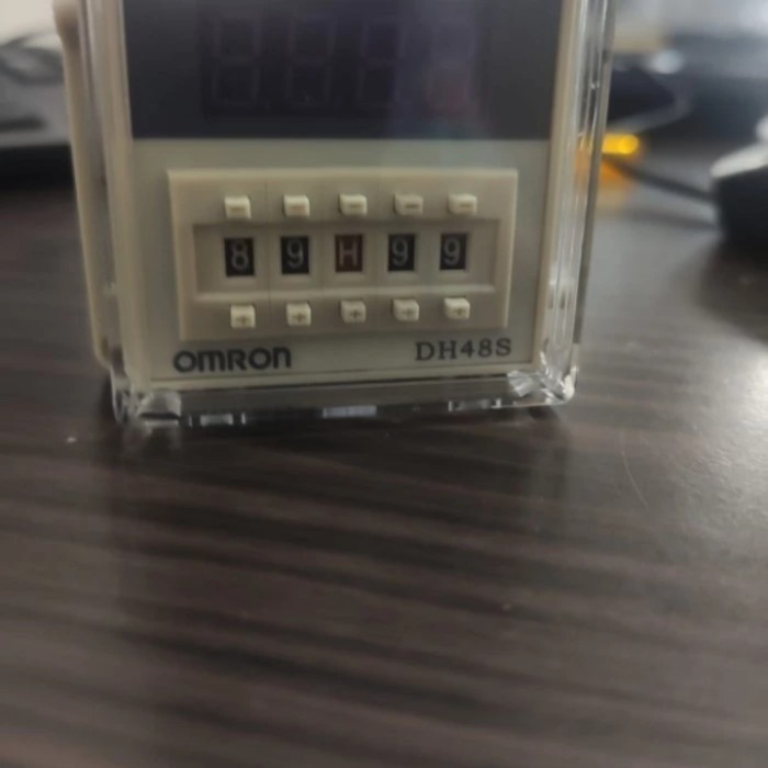 timer DH48S-2Z digital timer omron original