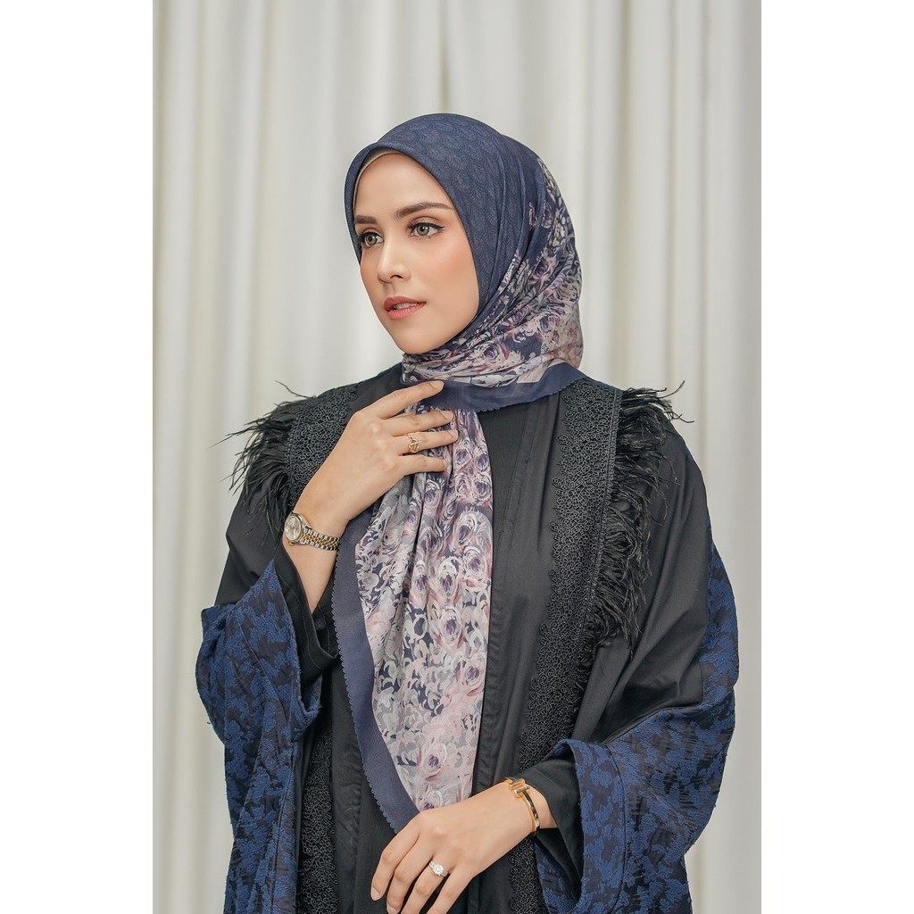 The Ederra 2.0 Voile Square - Galaxy