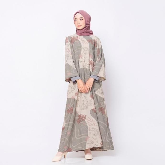 ZM Zaskia Mecca - Luny Cream Dress - Jelita Indonesia - Edisi Maluku