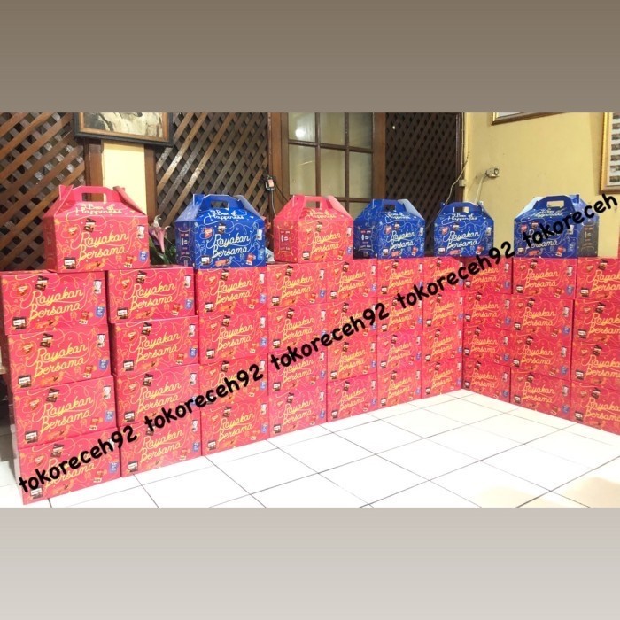 

Limited! Hampers Lebaran Parcell Lebaran Paket Mayora Box of Happiness Free Box New