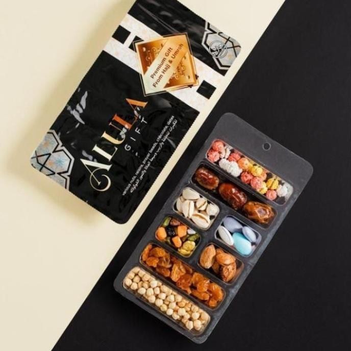 

Paket Oleh Oleh Haji Dan Umroh ALULA Gift Premium Hampers Timur Tengah