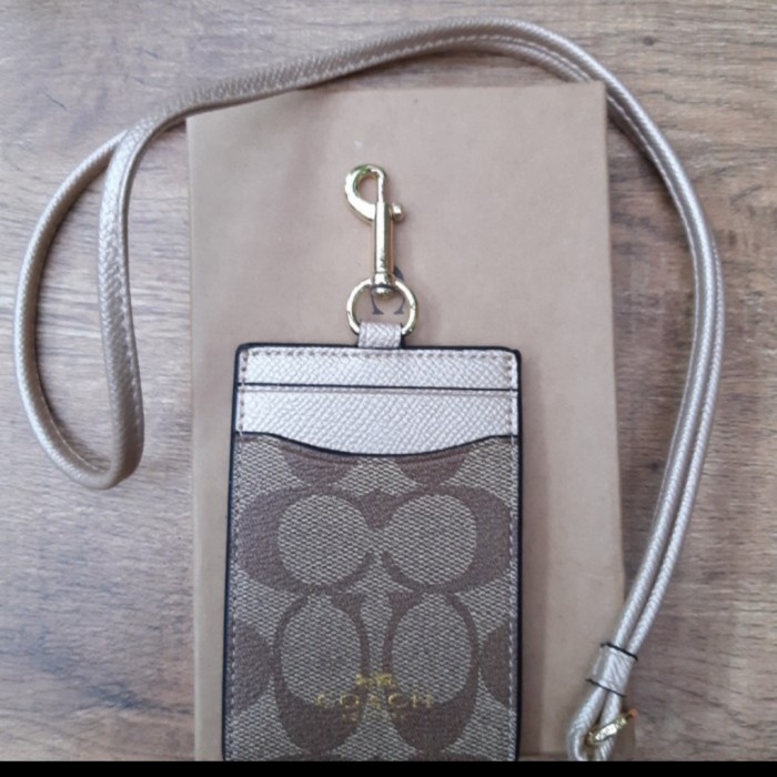 

Name Tag Holder Lanyard Gantungan Id Card Coach Silver Brown Limited
