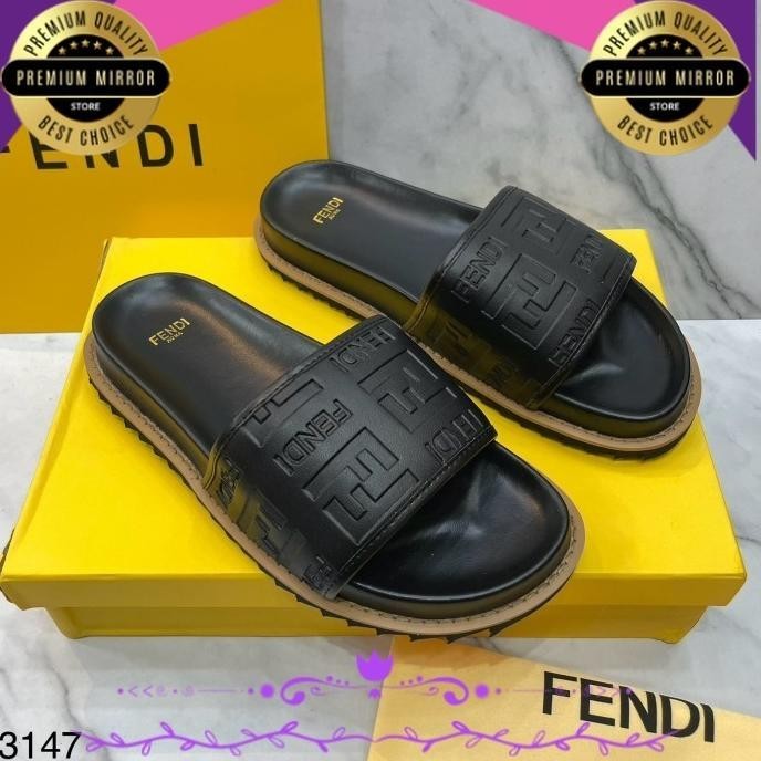 Sandal Slop Pria Branded Import Mirror / Sandal Pria Dewasa Import Lapaknyarudi