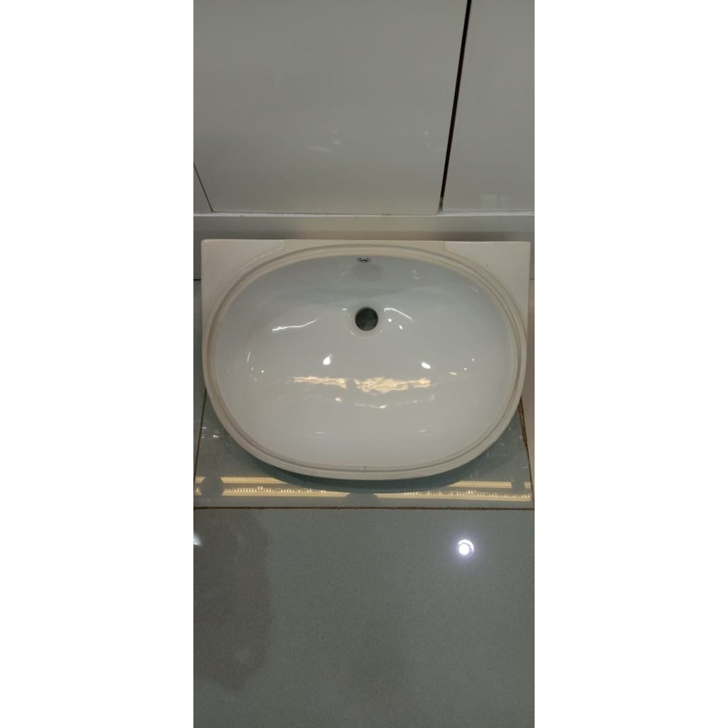 Toto L546 Wastafel Tanam / Under Counter Lavatory