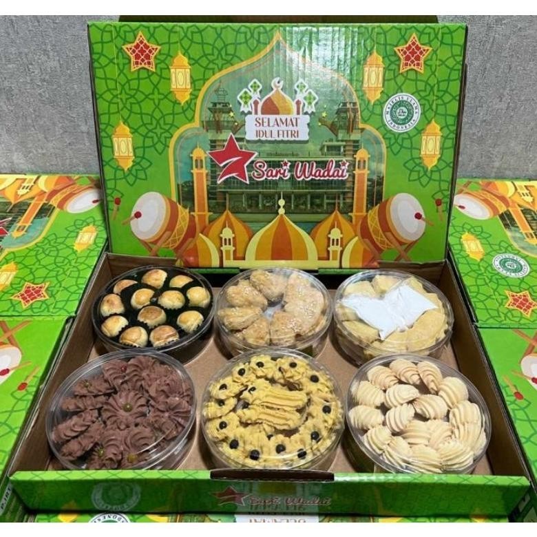 

Ready>>> Paket Kue Kering /Hampers Lebaran /Hampers Natal/ Kue Lebaran