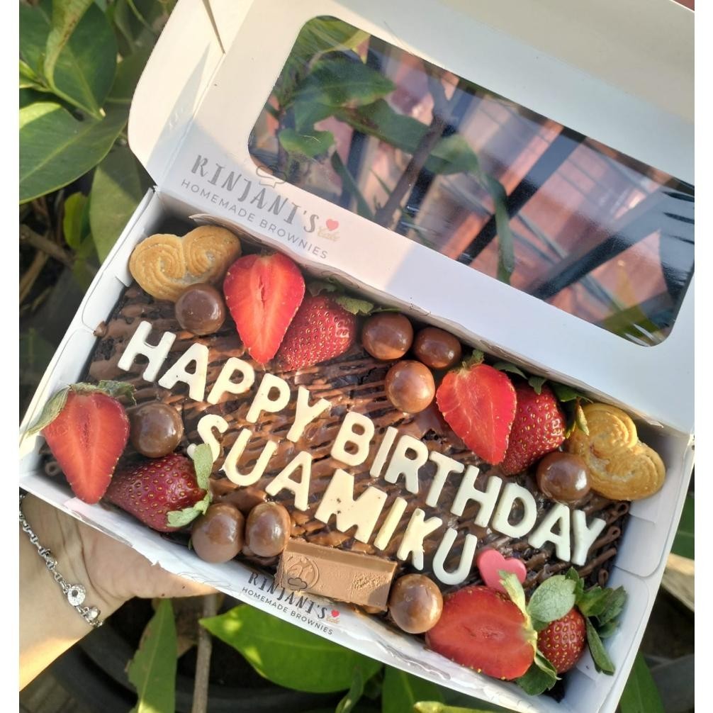 

Siap Kirim >>> Fudgy Brownies Strawberry/ Brownies Custom Ulang Tahun 20X10 Choco Brownies Premium