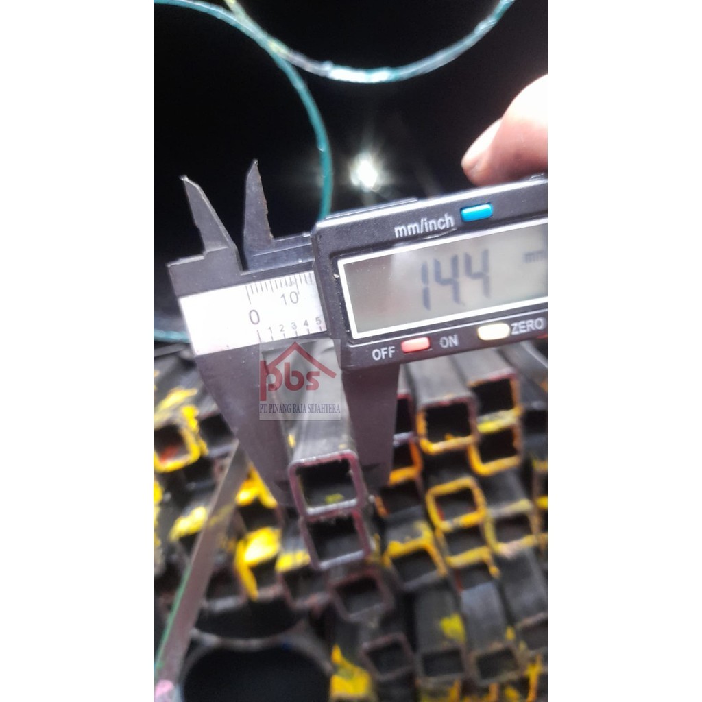 BESI HOLLOW HITAM 15 x 15 (1.2mm 1.4mm) / HOLO KOTAK