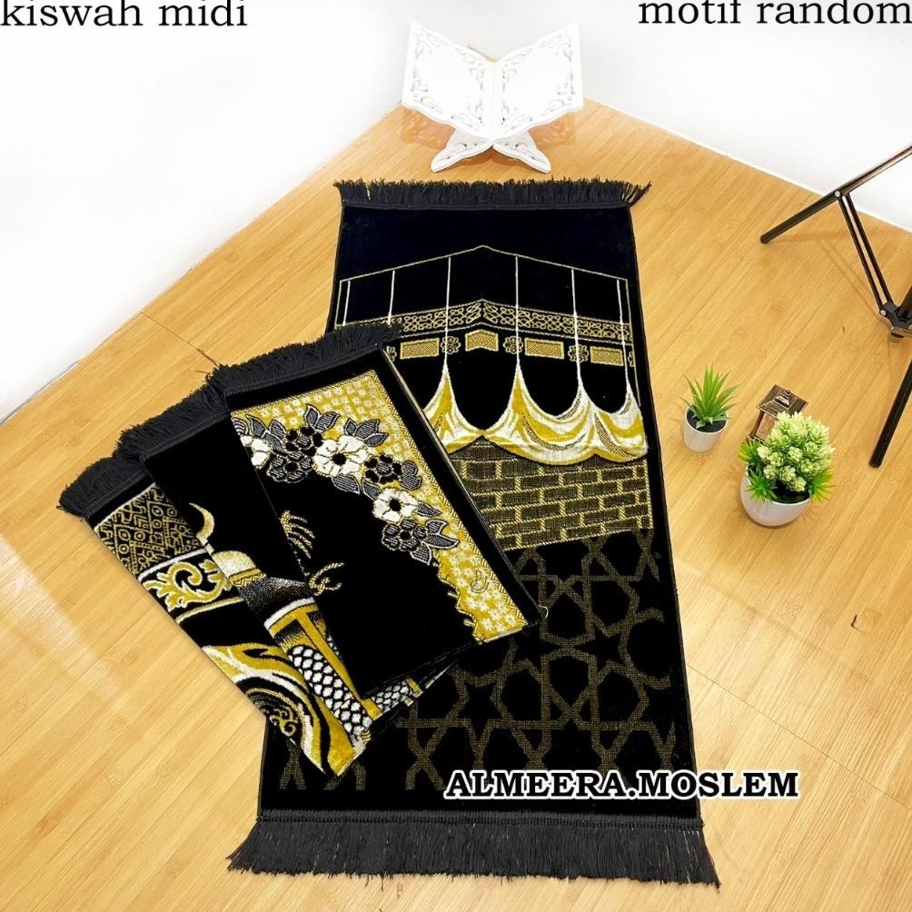 Sajadah Turki Hitam Motif Kiswah Ukuran Sedang 55 Cm X 110 Cm