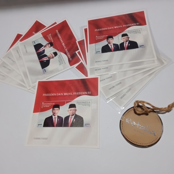 

Terlaris Souvenir sheet Perangko Presiden Jokowi 2020 (Unik nomer cetak kecil) SALE