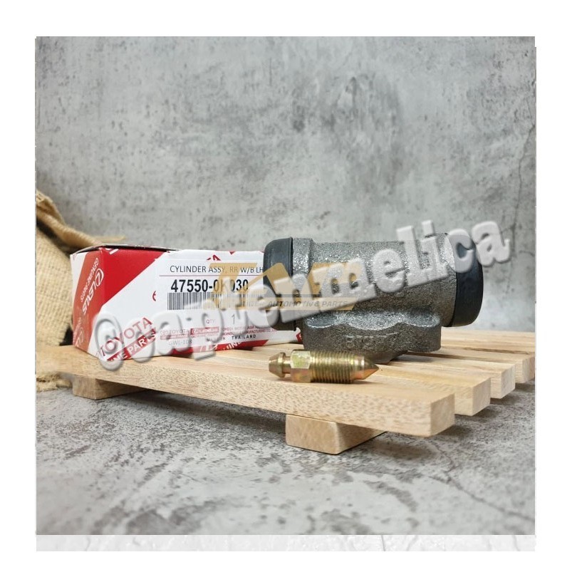 Wheel cylinder master bak blok rem roda BELAKANG INNOVA 2010 2011 2012 2013 2014 baut pin caliper pe