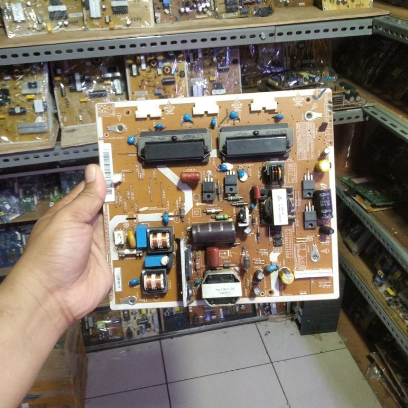 TOSHIBA 24PB1E POWER SUPPLY - MESIN TV - PSU TV LCD TOSHIBA 24PB1E