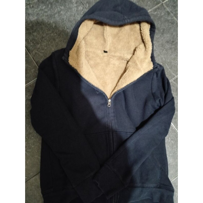 Hoodie Zipper UNIQLO berbulu
