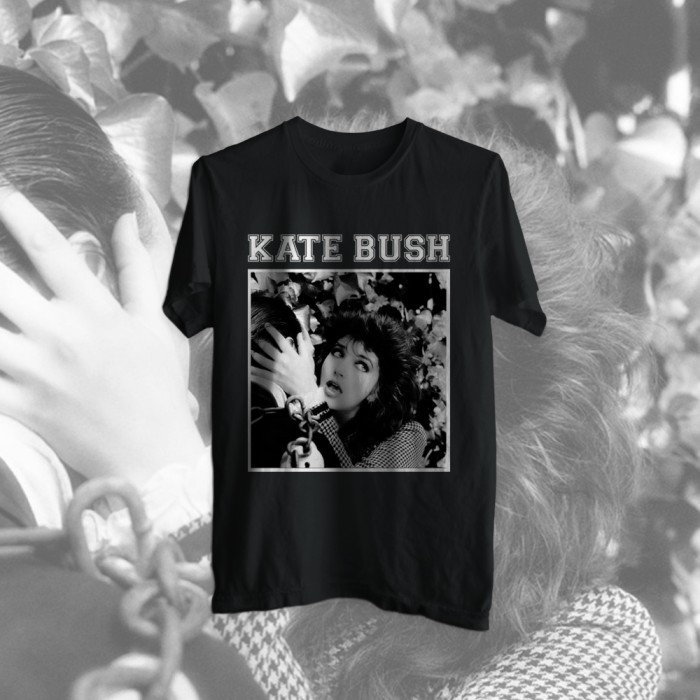 Kaos Kate Bush - Kiss
