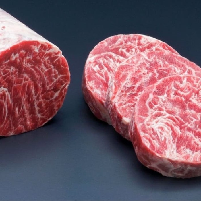 

Ayala - Wagyu Tenderloin Meltique Steak Per Piece ! Fresh Beef