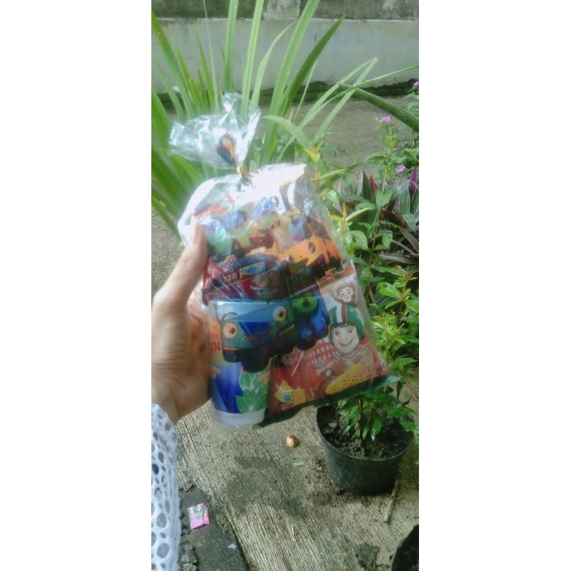 

Parsel Snack Ulang Tahun 6rb an/ Parsel Happy Birthday Anak murah