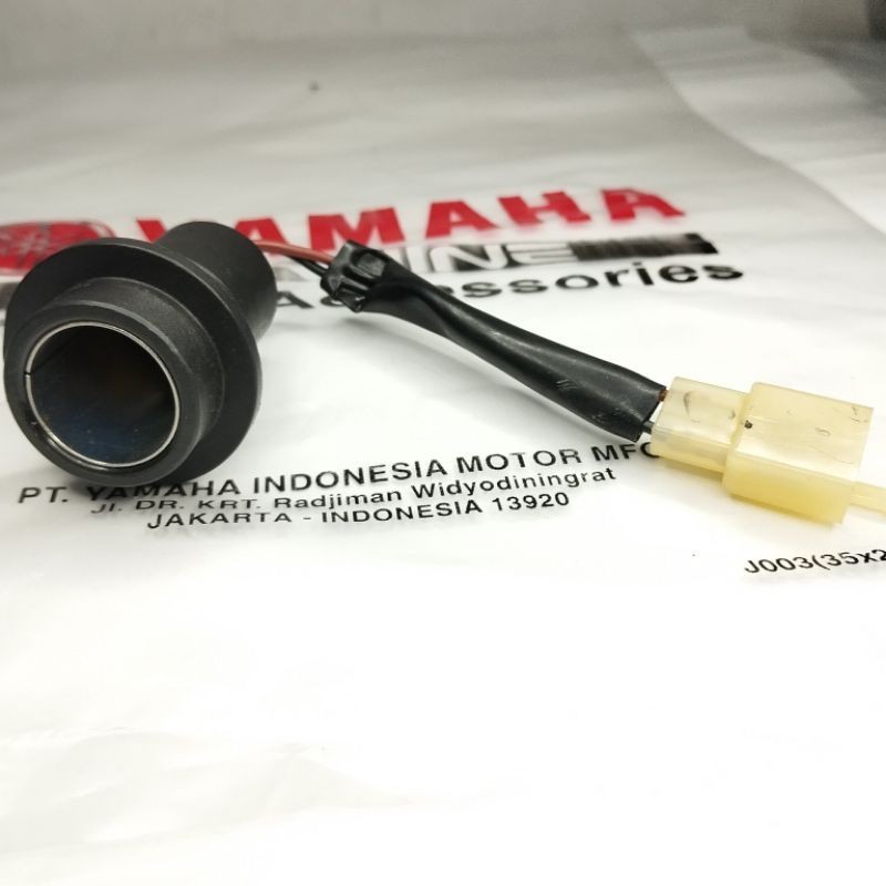 SV1 cas casan charger hp usb motor yamaha nmax new lexi 125 aerox 125 12v AST