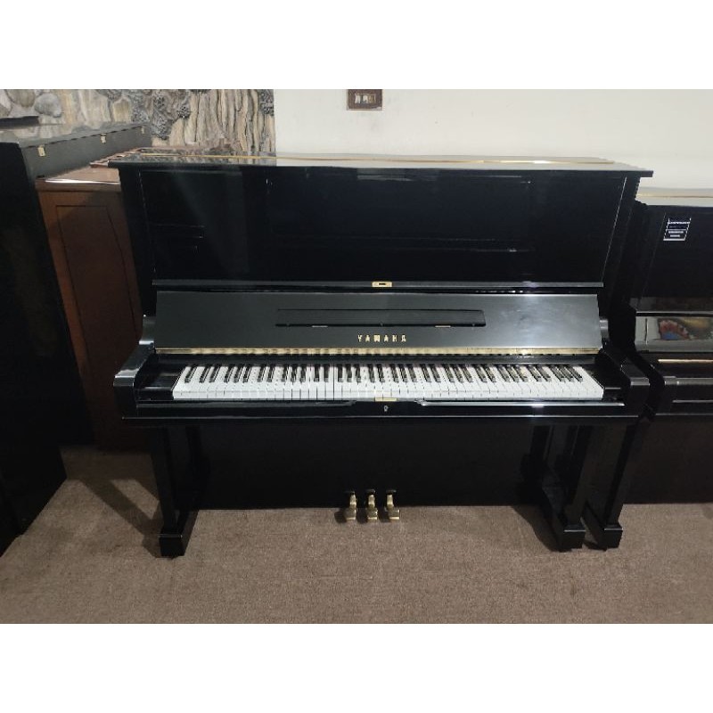 Piano Yamaha U3 H Warna Hitam