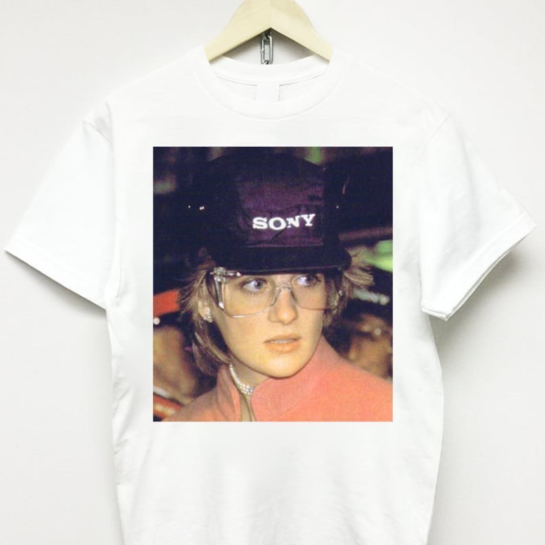 PUTRI DIANA T-SHIRT kaus rap antik kanye west travis scott astroworld drake tur konser merch playboi