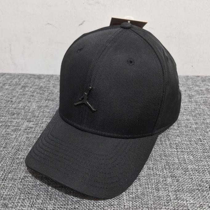 Diskon Murah  Nike Air Jordan Rise Cap Metal Logo Black