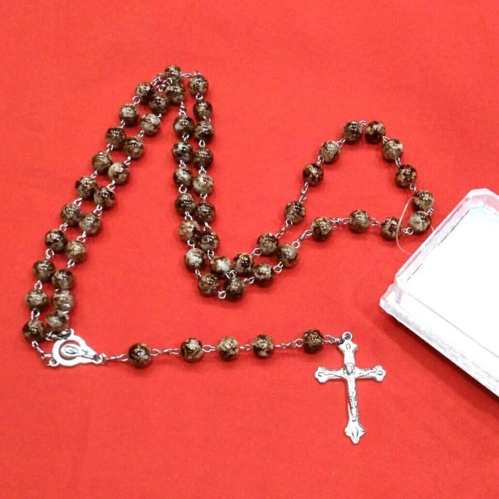 Mayu Kalung Rosario Batu Alam Pacitan Warna Coklat