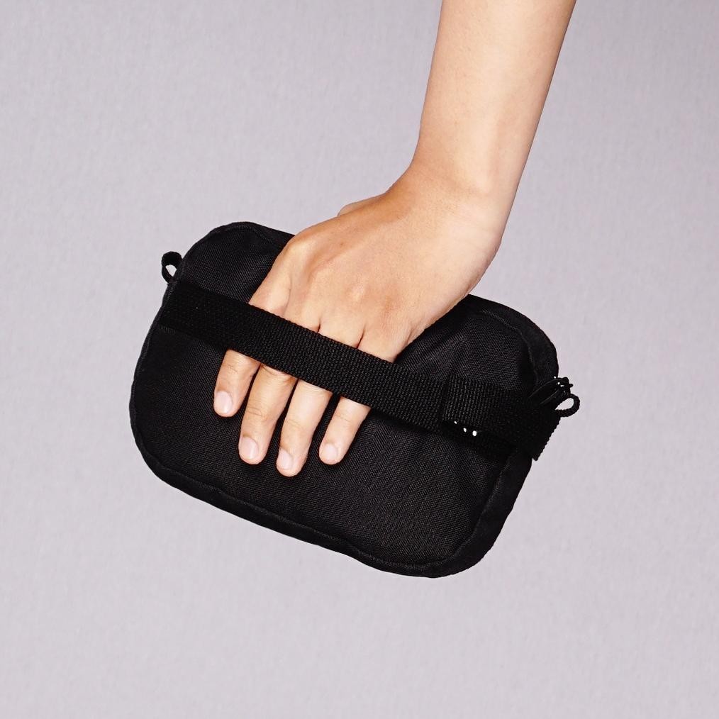 EUCK - TAS SELEMPANG TAHAN AIR - FUMIKO  FULL BLACK COD