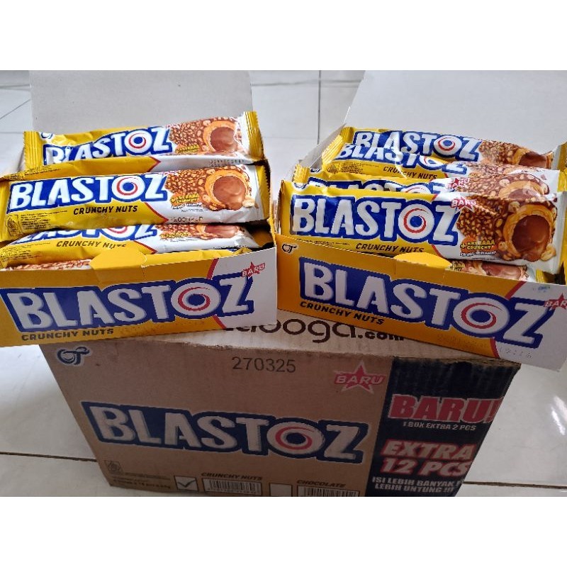 

BLASTOZ Crunchy Nuts 24g