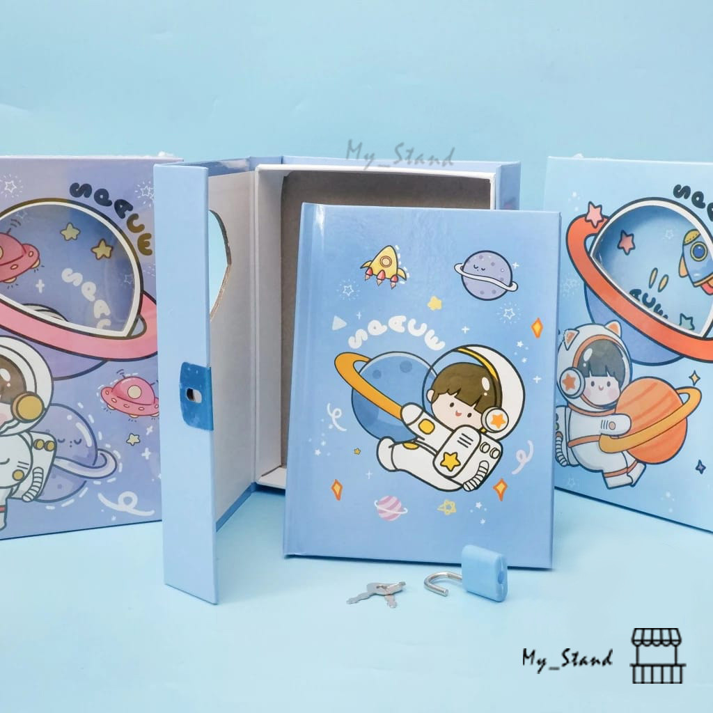 

Diary Hardbox BK-1090 Gembok Astronot Space Note Book Dengan Kunci Gembok Notebook Buku Catatan Harian Jurnal